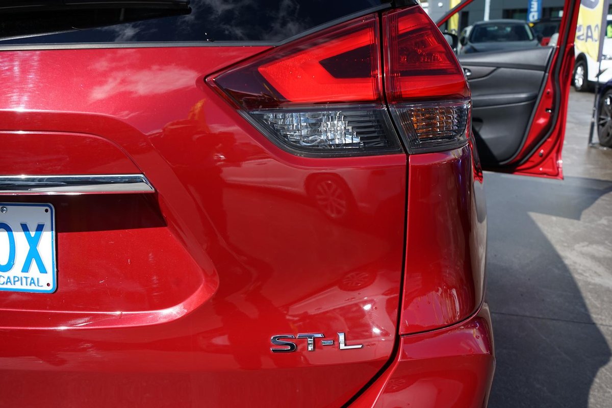 2018 Nissan X-TRAIL ST-L T32 Series II image 14