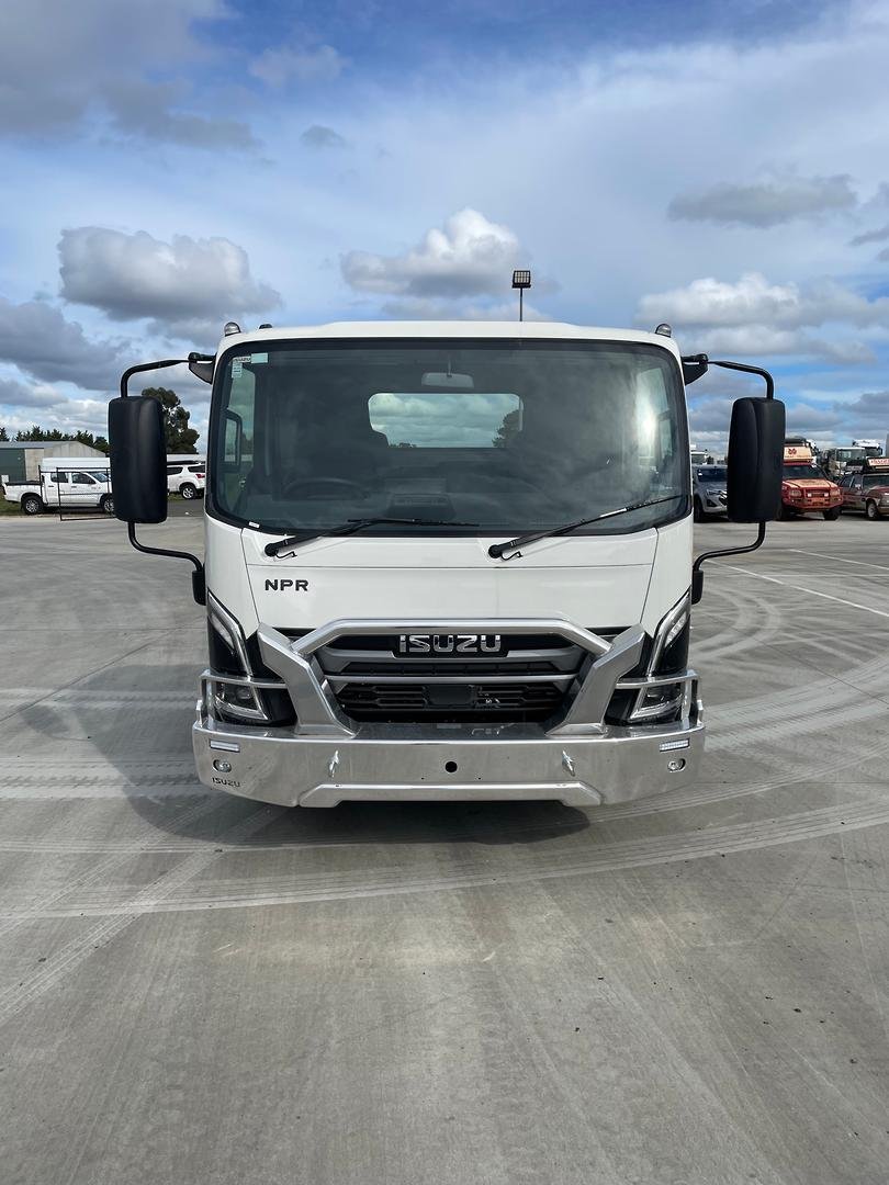 2026 Isuzu N Series image 2