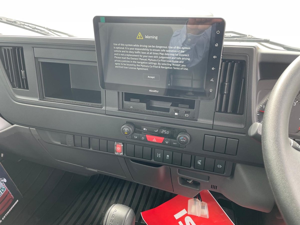 2026 Isuzu N Series image 13