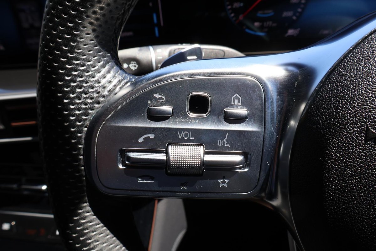 2021 Mercedes-Benz EQC 400 N293 Four Wheel Drive image 11