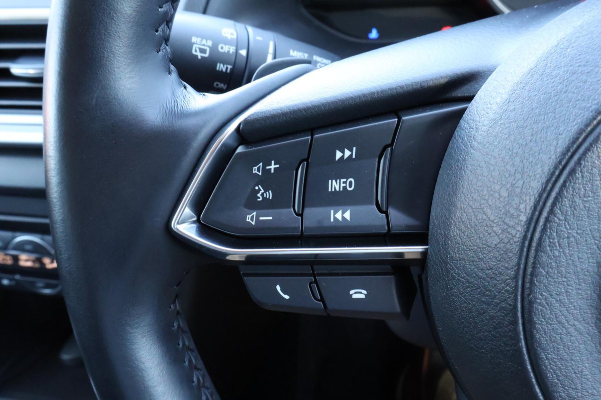 2018 Mazda 3 Touring BN Series image 10