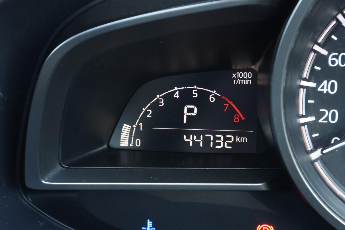 2018 Mazda 3 Touring BN Series image 12