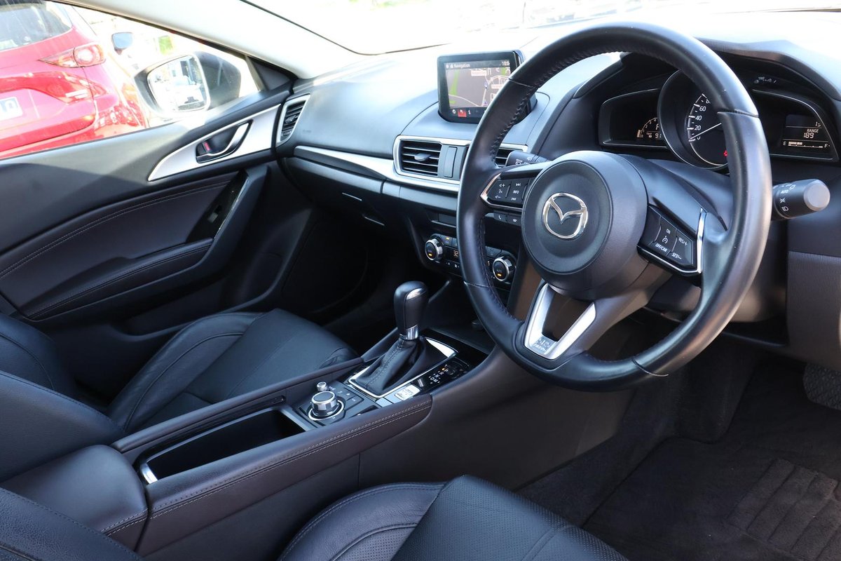 2018 Mazda 3 Touring BN Series image 7