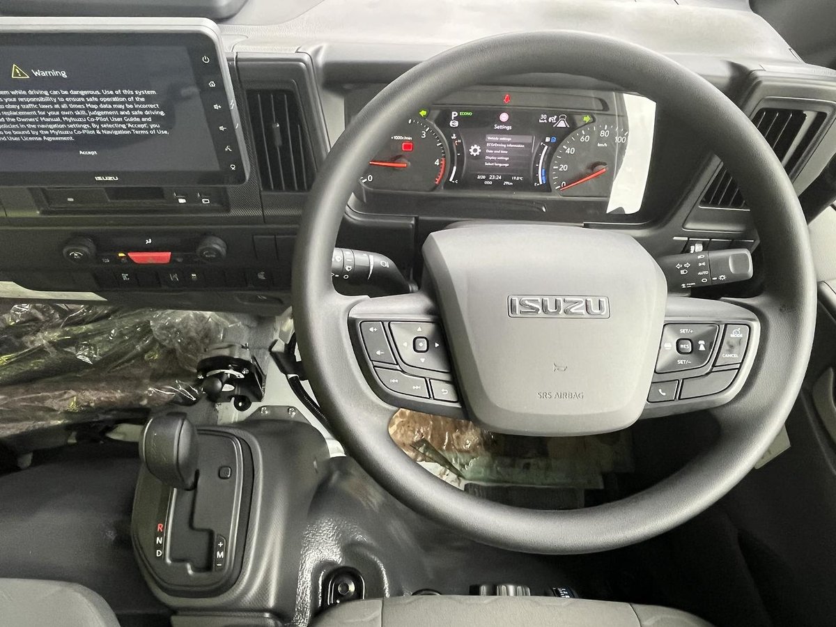 2026 Isuzu N Series image 24
