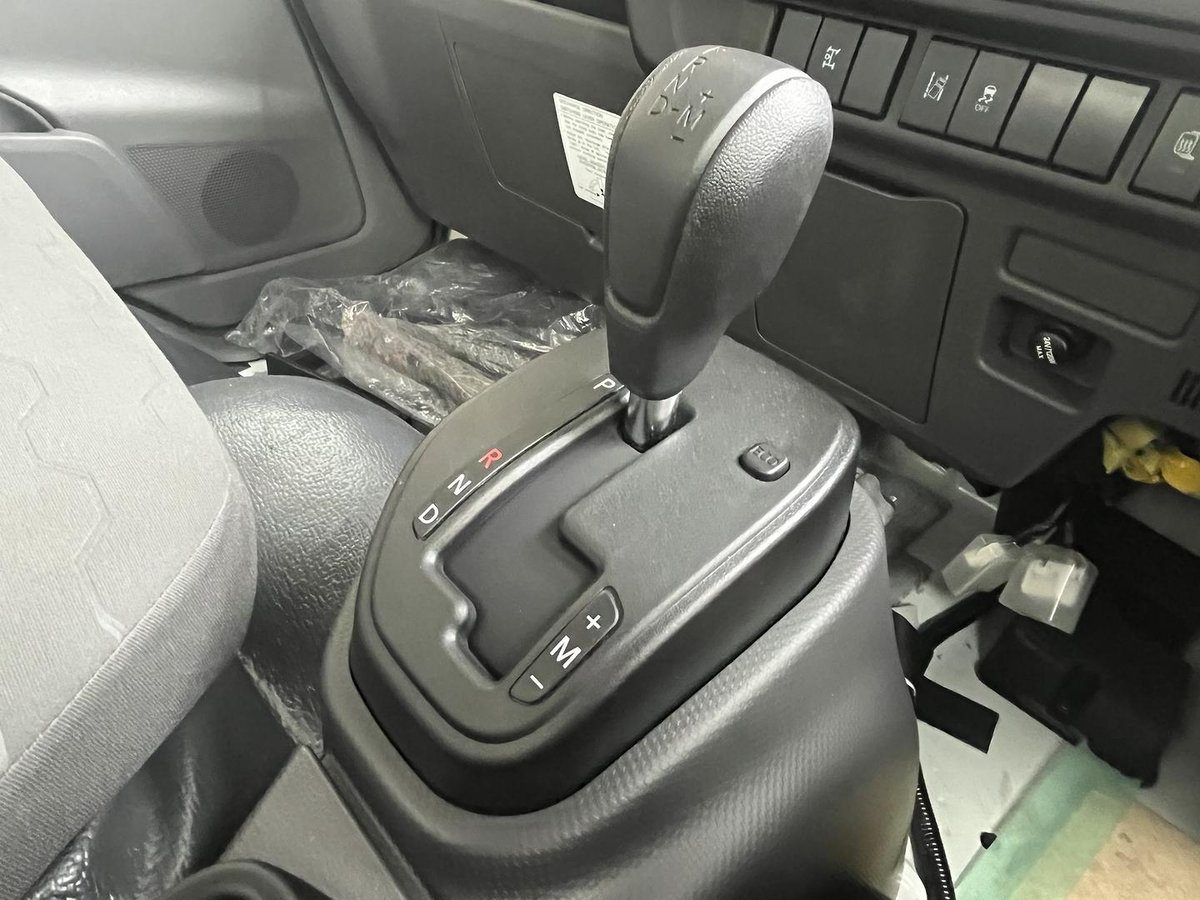 2026 Isuzu N Series image 25