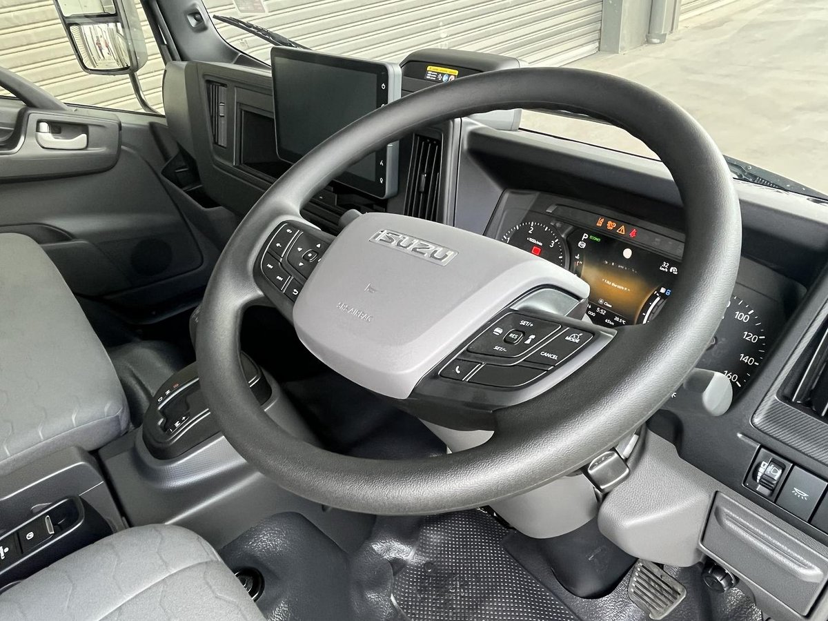 2026 Isuzu N Series image 11