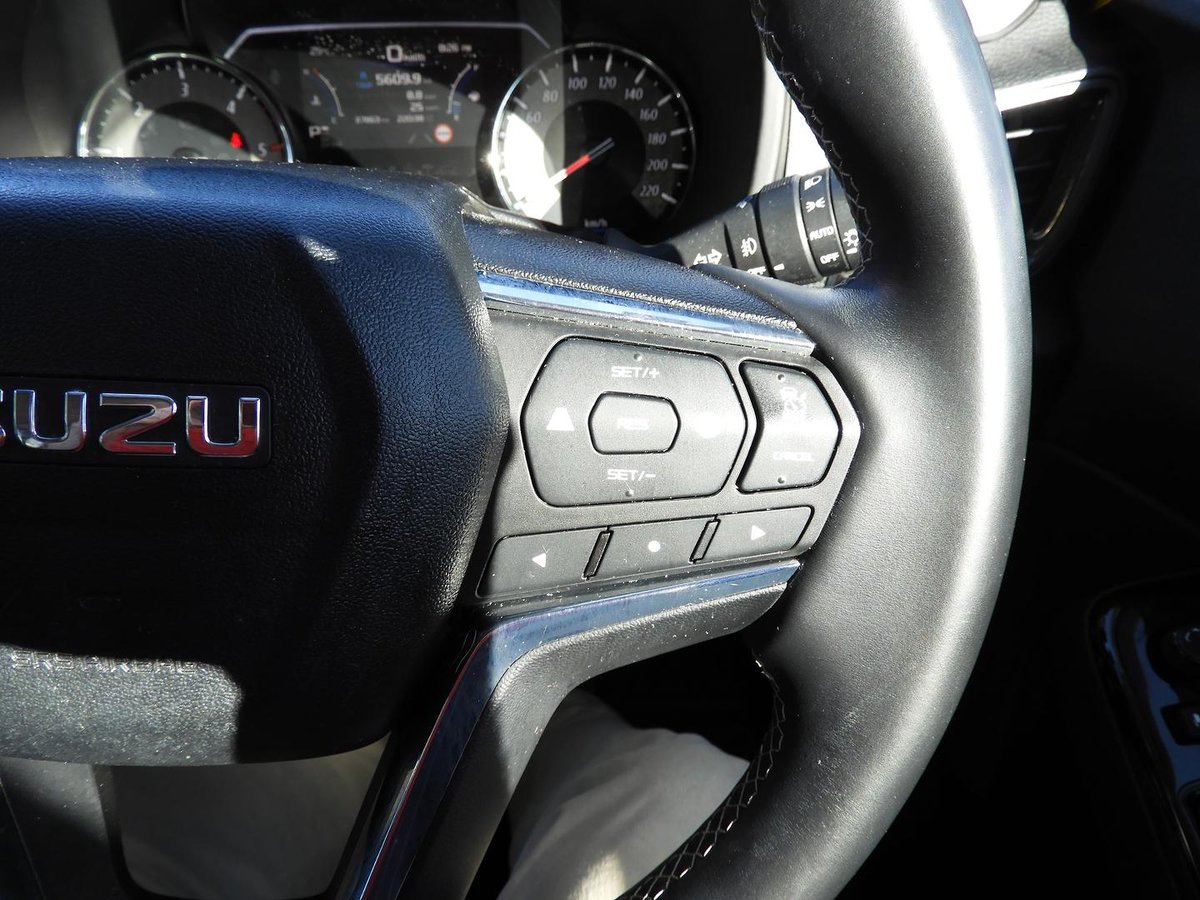 2022 Isuzu MU-X LS-T MY23 4X4 Dual Range image 19