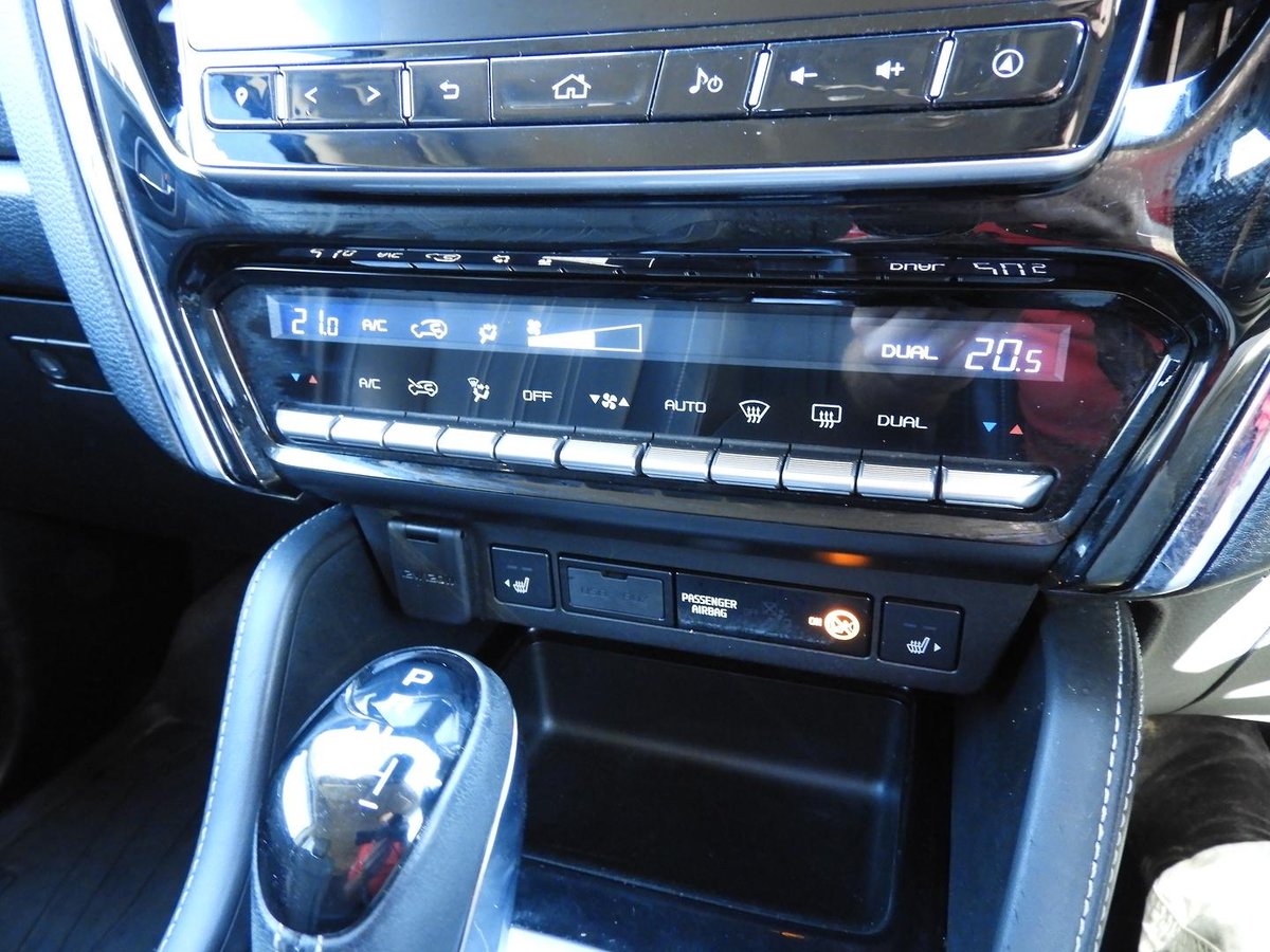 2022 Isuzu MU-X LS-T MY23 4X4 Dual Range image 16