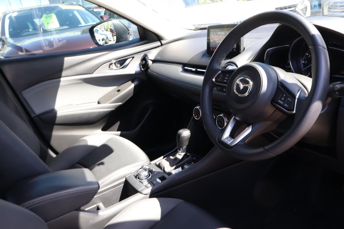 2021 Mazda CX-3 sTouring DK image 7