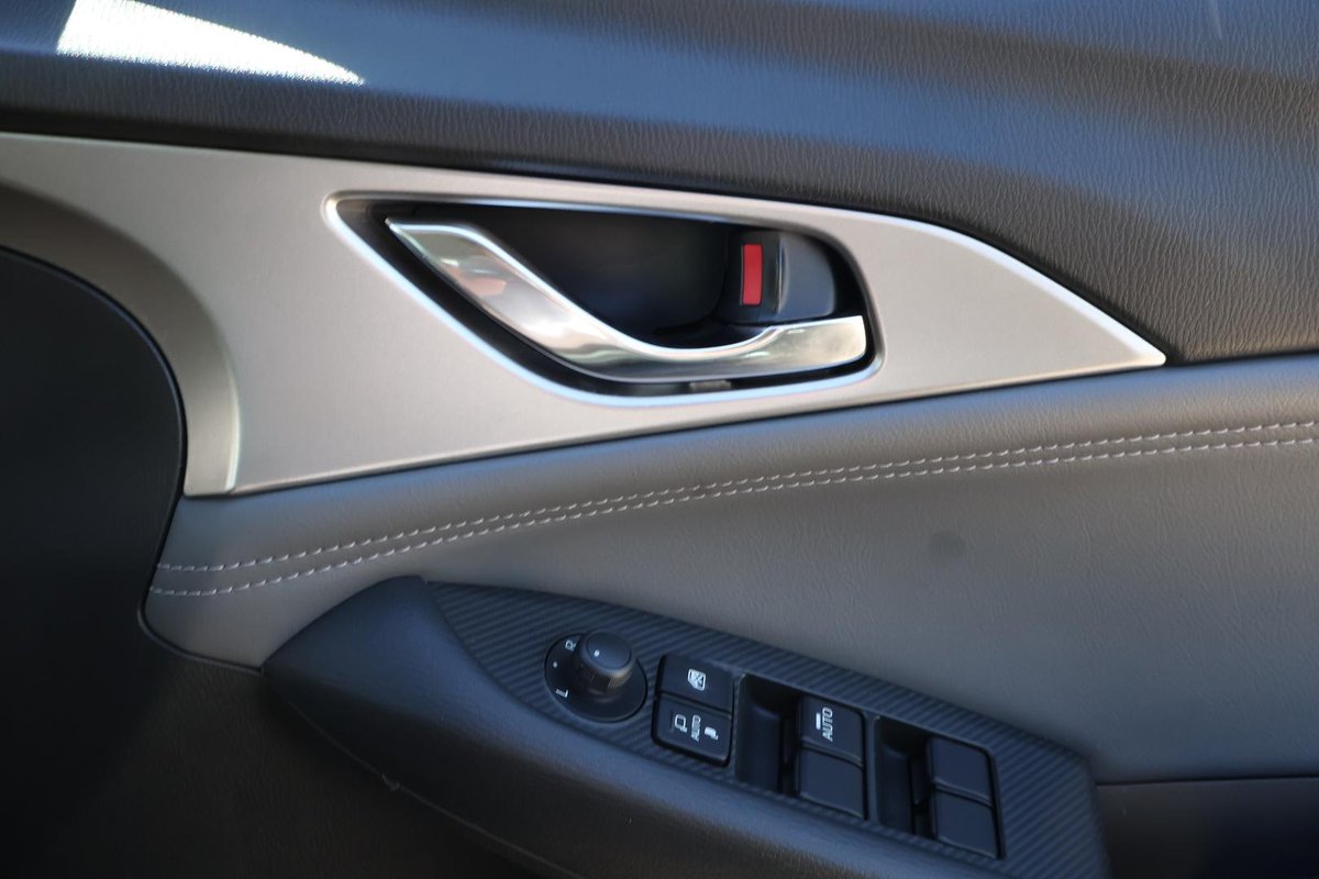 2021 Mazda CX-3 sTouring DK image 22