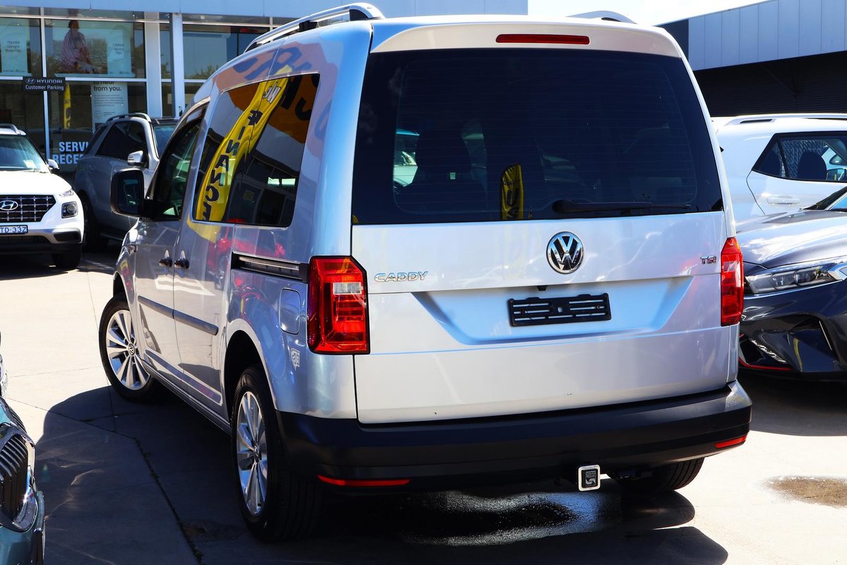 2016 Volkswagen Caddy TSI220 2KN MY17 image 4