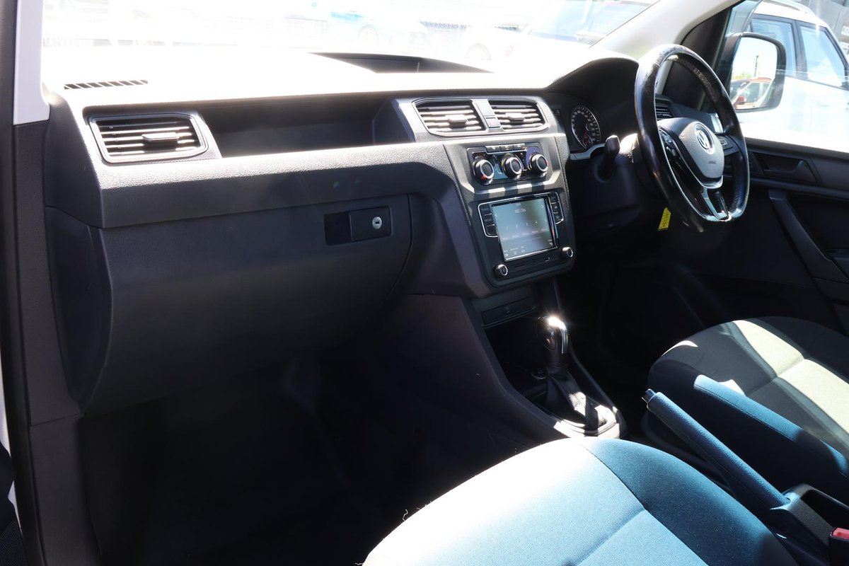 2016 Volkswagen Caddy TSI220 2KN MY17 image 21