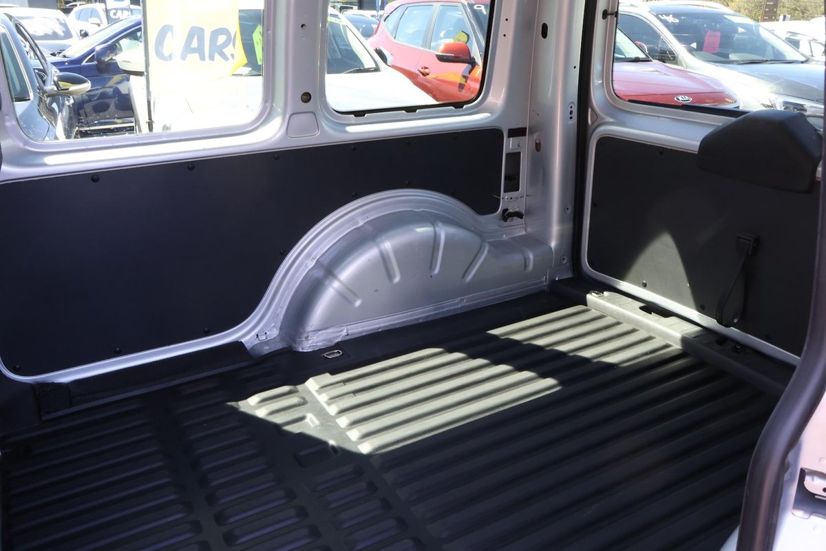 2016 Volkswagen Caddy TSI220 2KN MY17 image 20