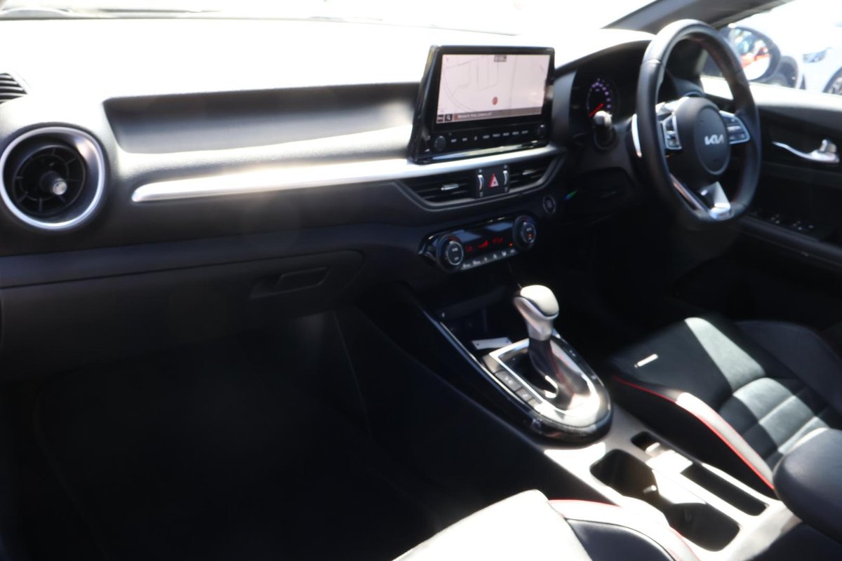 2022 Kia Cerato GT BD MY22 image 29