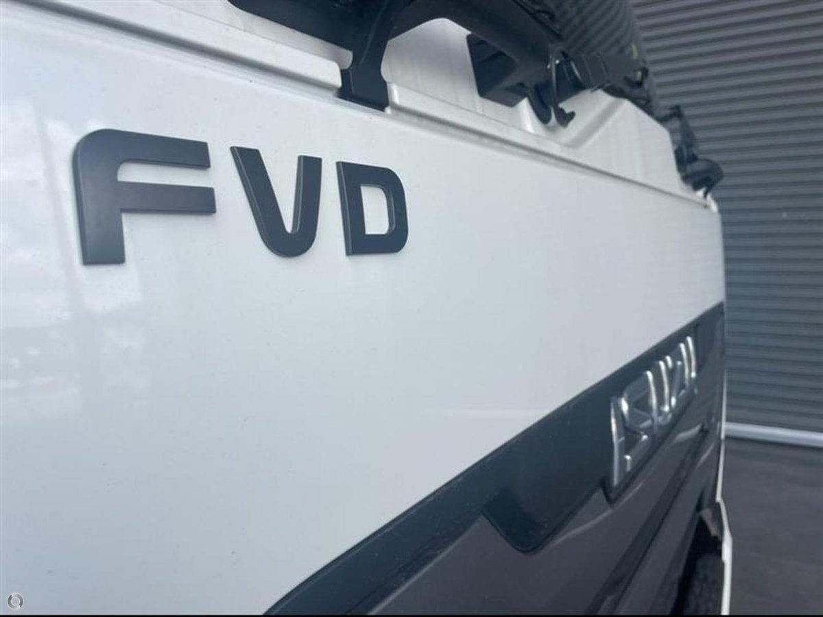 2026 Isuzu F Series image 2