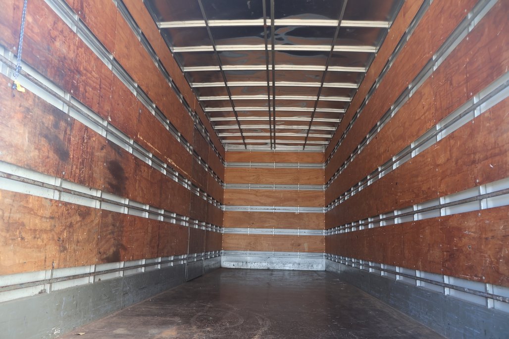2015 ISUZU FTR 900 image 15