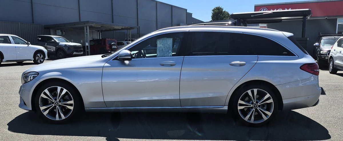 2019 Mercedes-Benz C-Class C200 S205 image 6