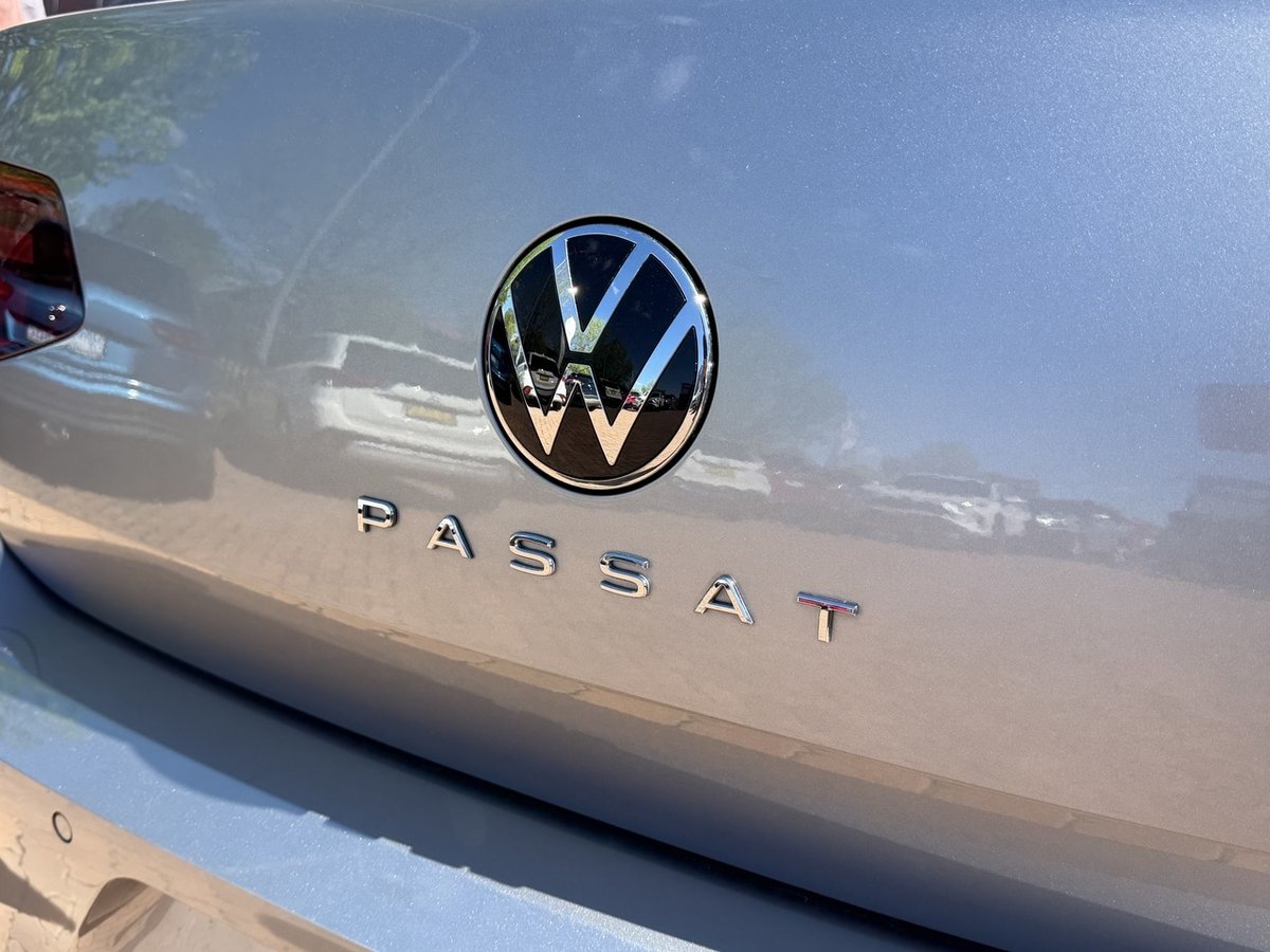 2022 Volkswagen Passat 140TSI Business B8 MY22.5 image 9