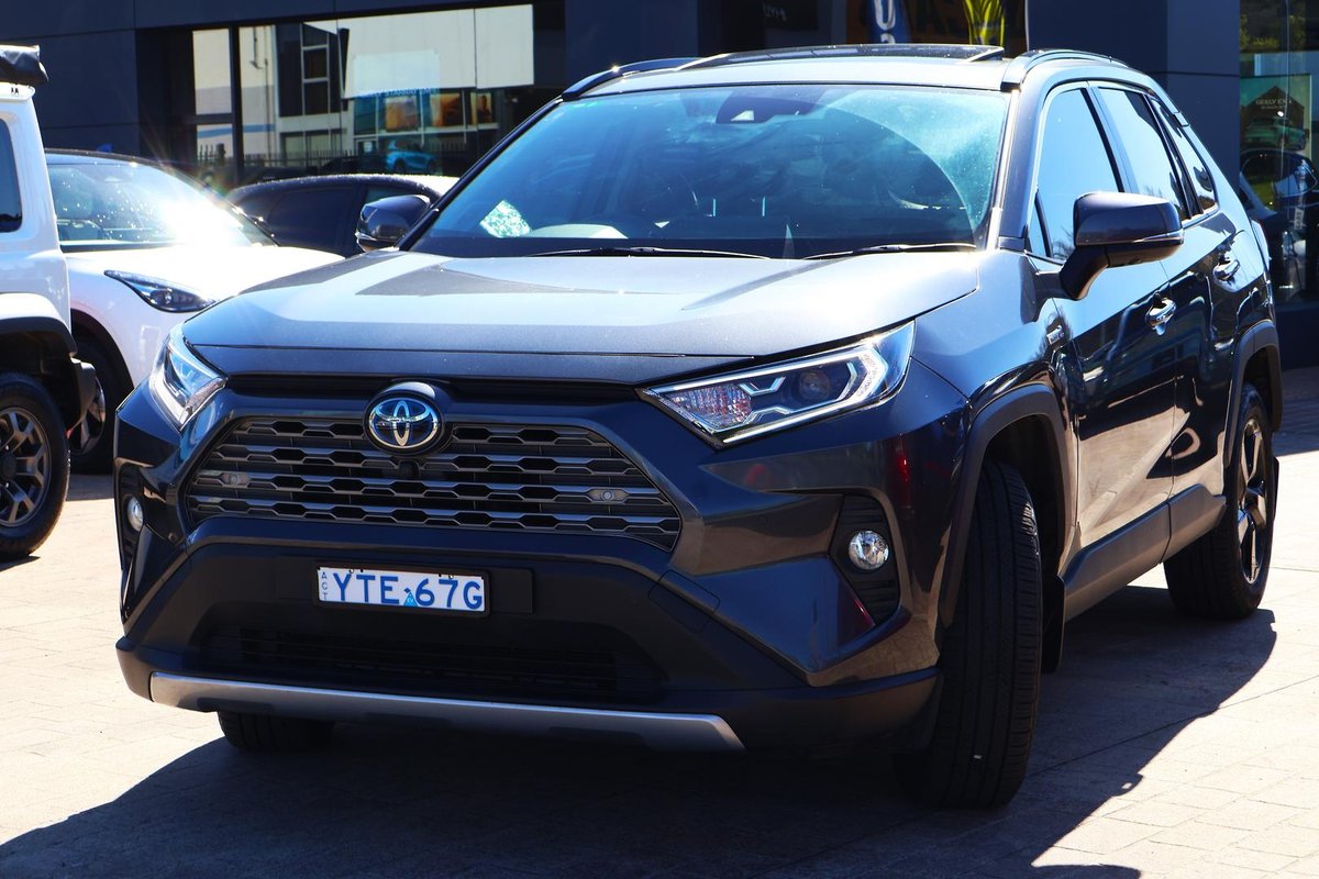 2020 Toyota RAV4 GX AXAH54R 4X4 On Demand image 3