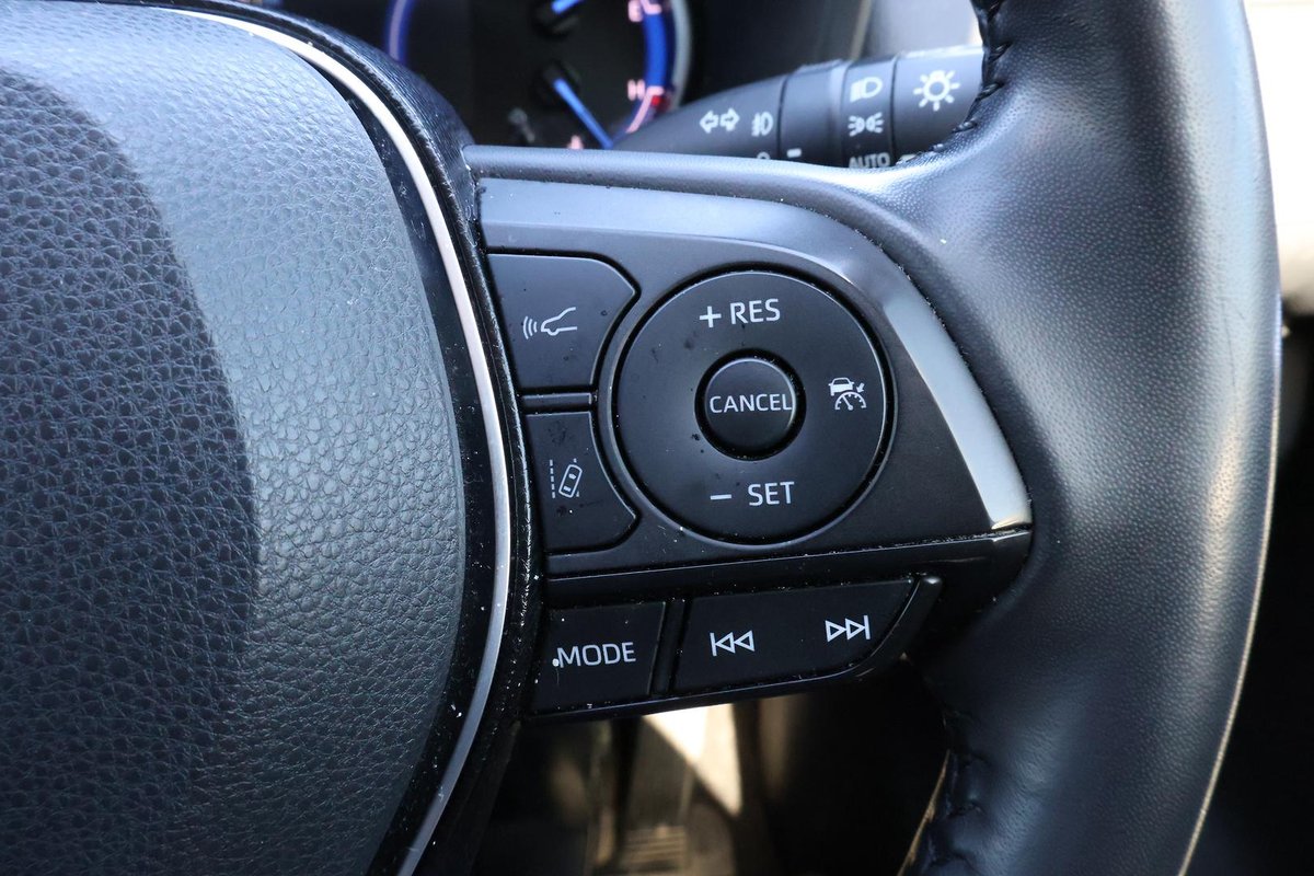 2020 Toyota RAV4 GX AXAH54R 4X4 On Demand image 12