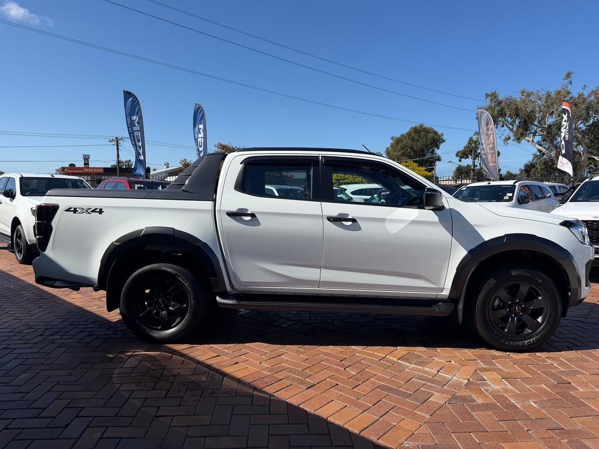 2026 Isuzu D-MAX X-TERRAIN MY25.5 4X4 Dual Range image 3