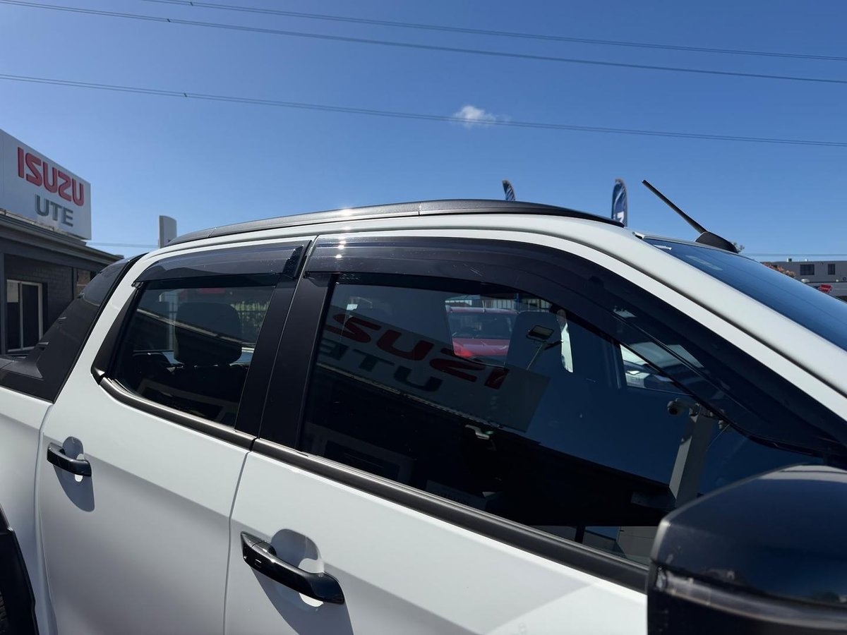 2026 Isuzu D-MAX X-TERRAIN MY25.5 4X4 Dual Range image 10