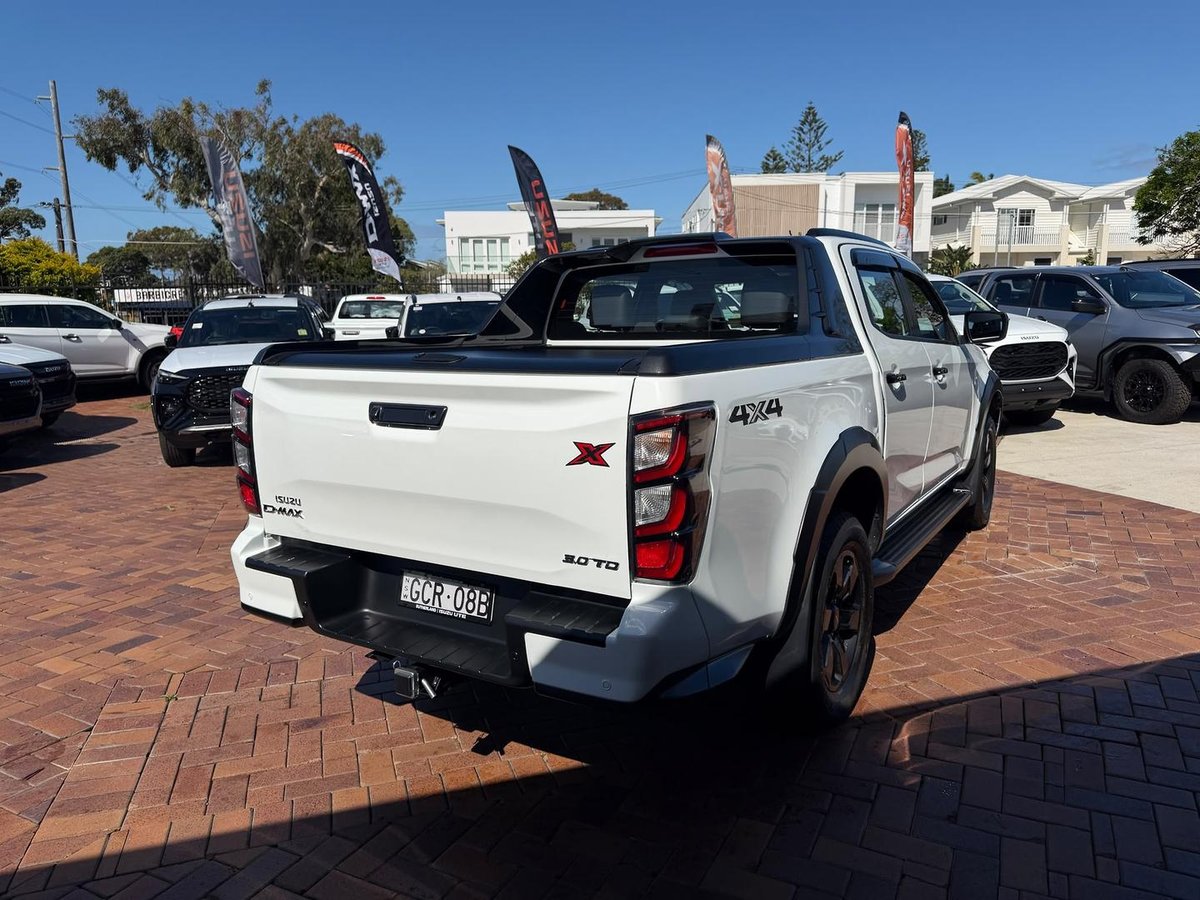 2026 Isuzu D-MAX X-TERRAIN MY25.5 4X4 Dual Range image 5