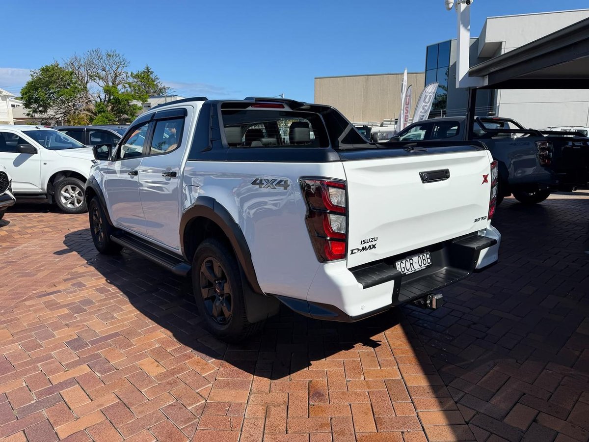 2026 Isuzu D-MAX X-TERRAIN MY25.5 4X4 Dual Range image 7