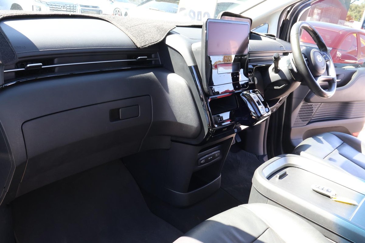 2022 Hyundai STARIA Highlander US4.V1 MY22 AWD image 28