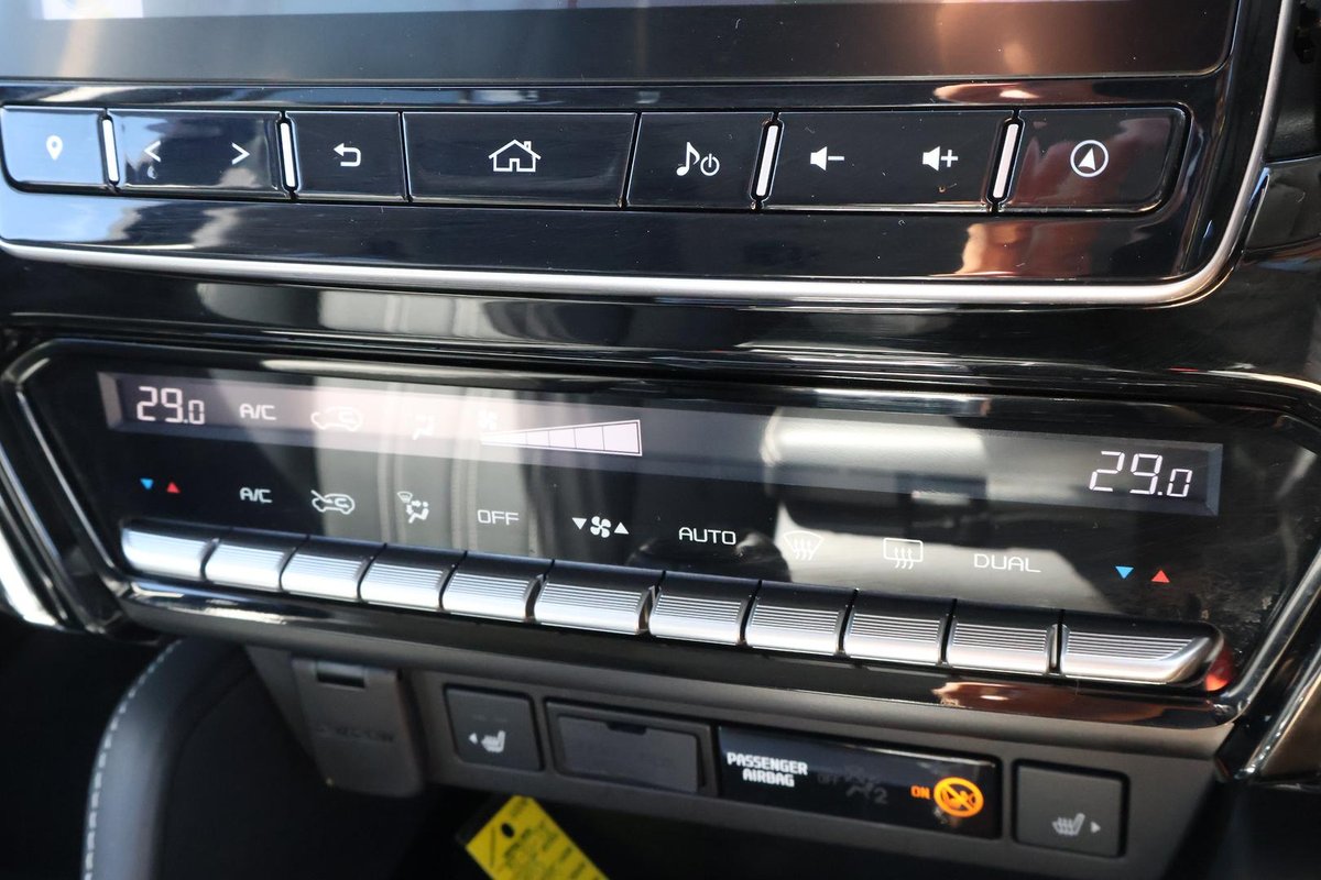 2021 Isuzu MU-X LS-T MY21 4X4 Dual Range image 18