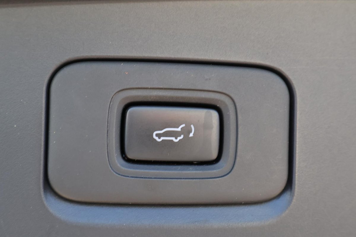 2021 Isuzu MU-X LS-T MY21 4X4 Dual Range image 28