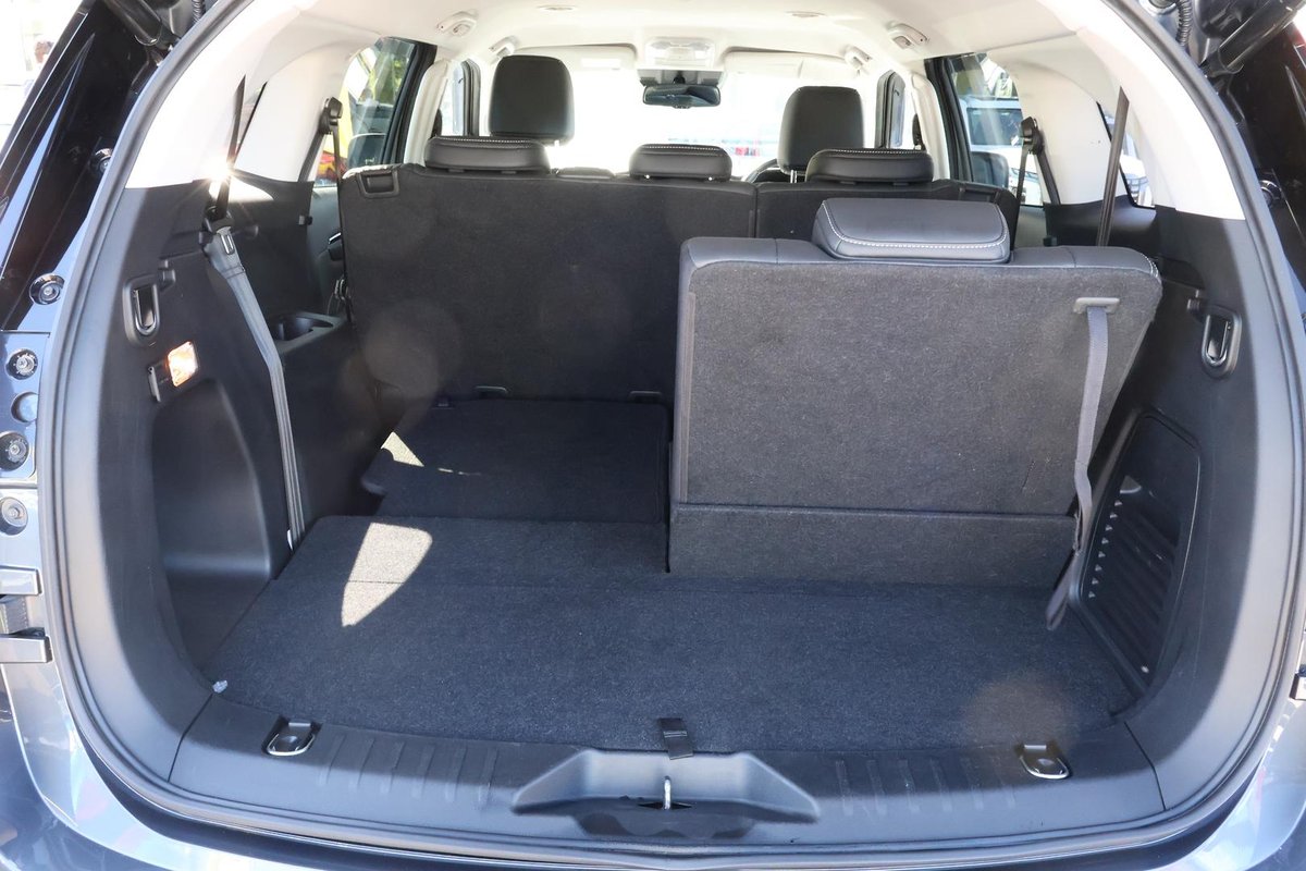 2021 Isuzu MU-X LS-T MY21 4X4 Dual Range image 27