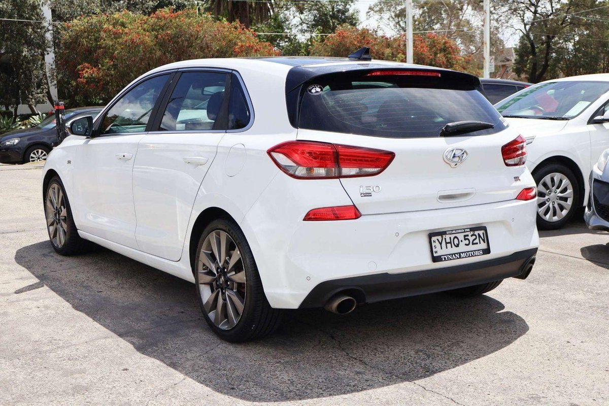 2017 Hyundai i30 SR Premium PD MY18 image 8
