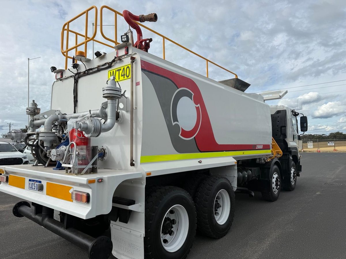 2021 Isuzu F Series FYH300-350 image 11