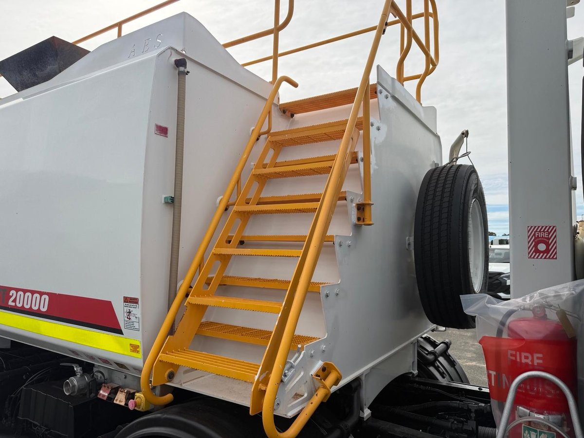 2021 Isuzu F Series FYH300-350 image 15