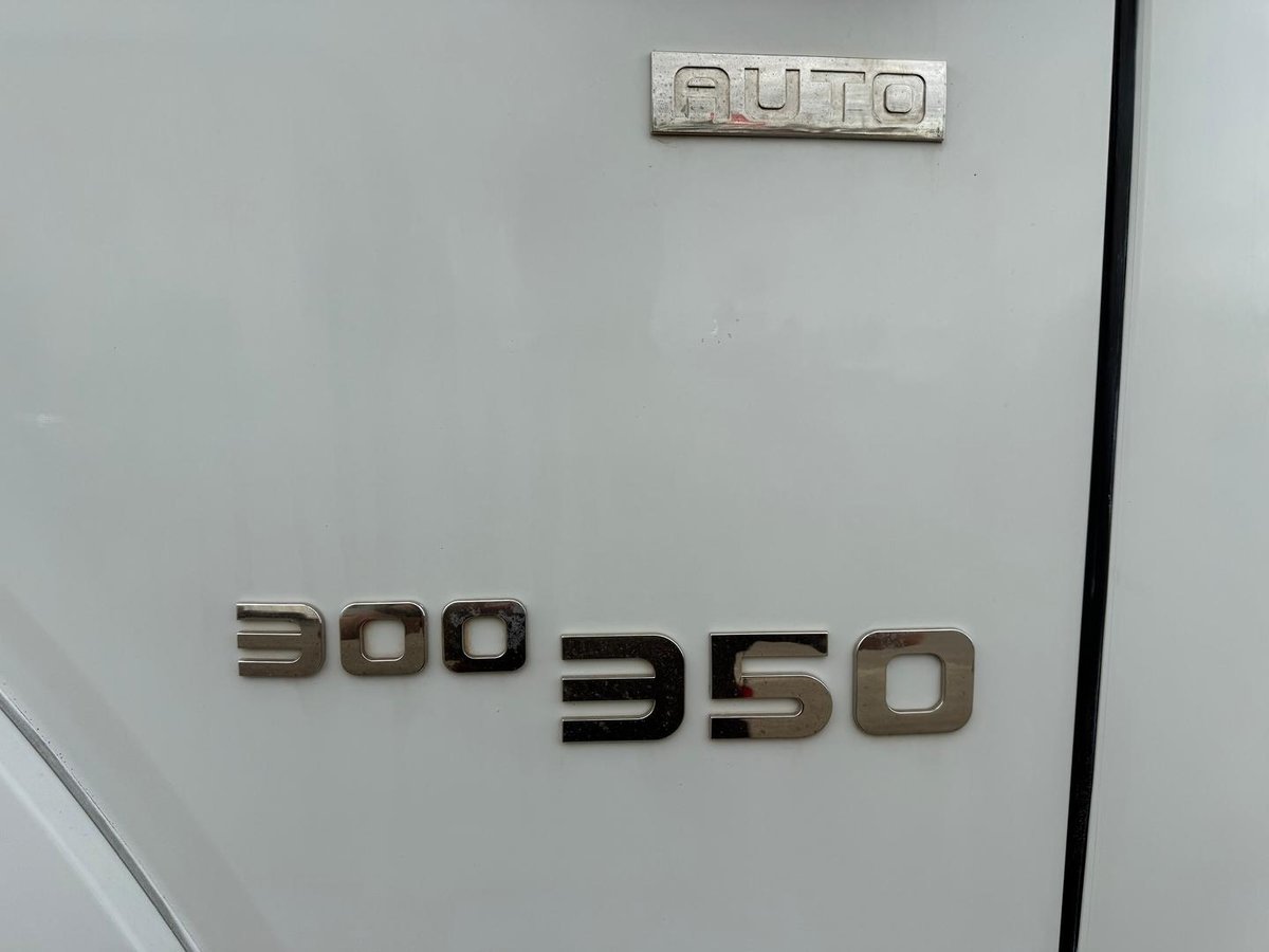 2021 Isuzu F Series FYH300-350 image 17