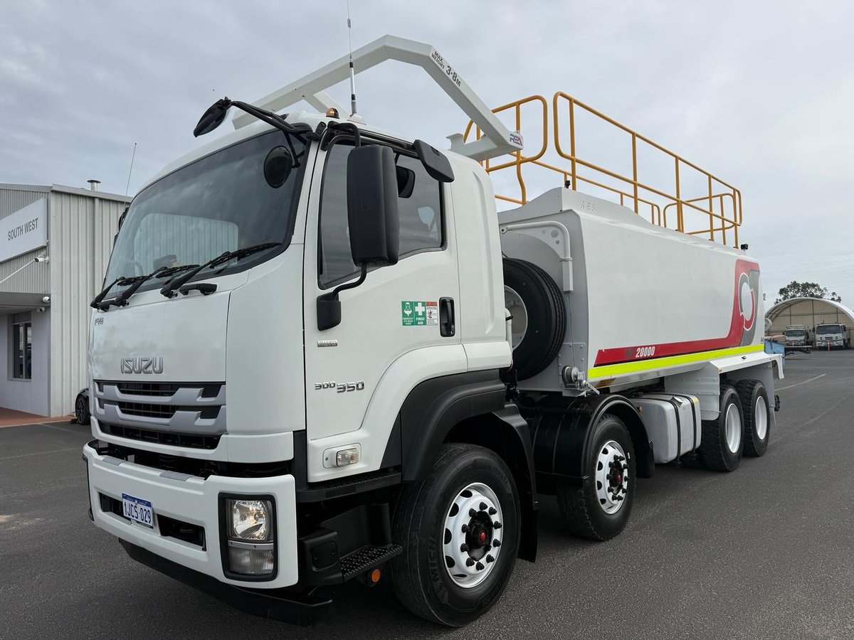 2021 Isuzu F Series FYH300-350 image 7