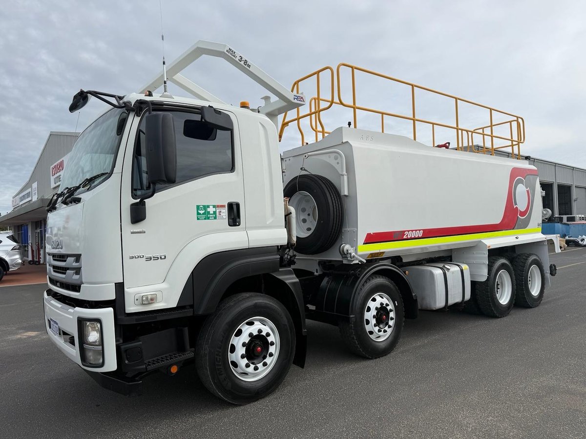 2021 Isuzu F Series FYH300-350 image 8