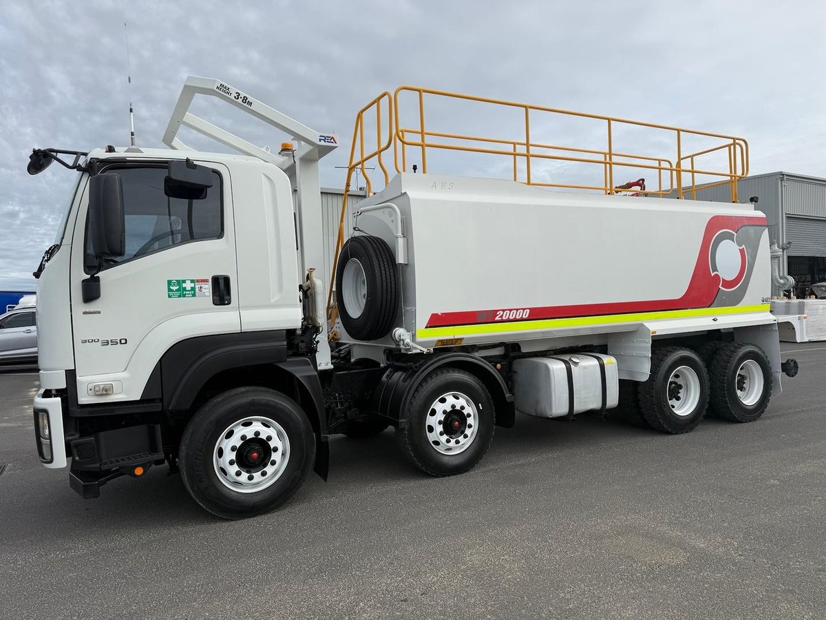 2021 Isuzu F Series FYH300-350 image 9