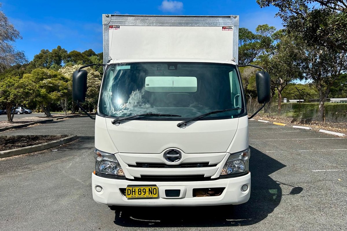 2021 Hino 300 Series 616 image 10