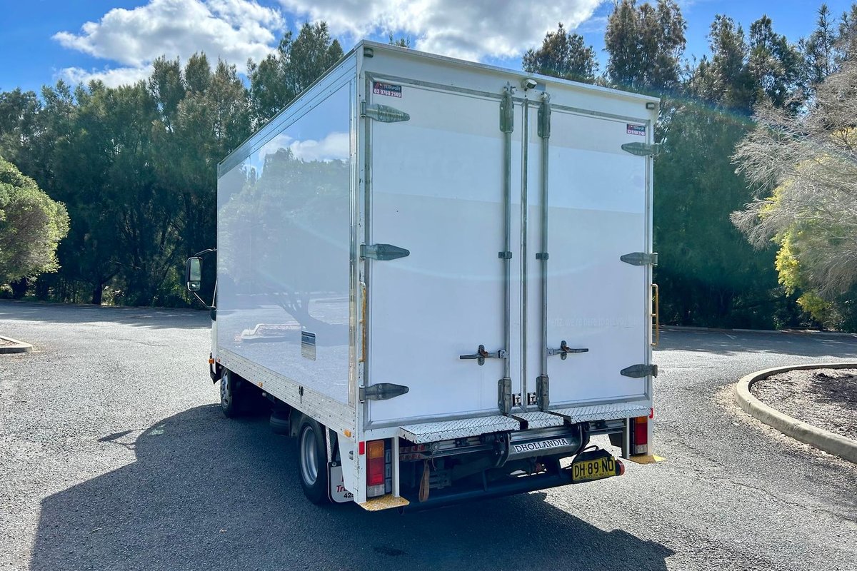 2021 Hino 300 Series 616 image 8