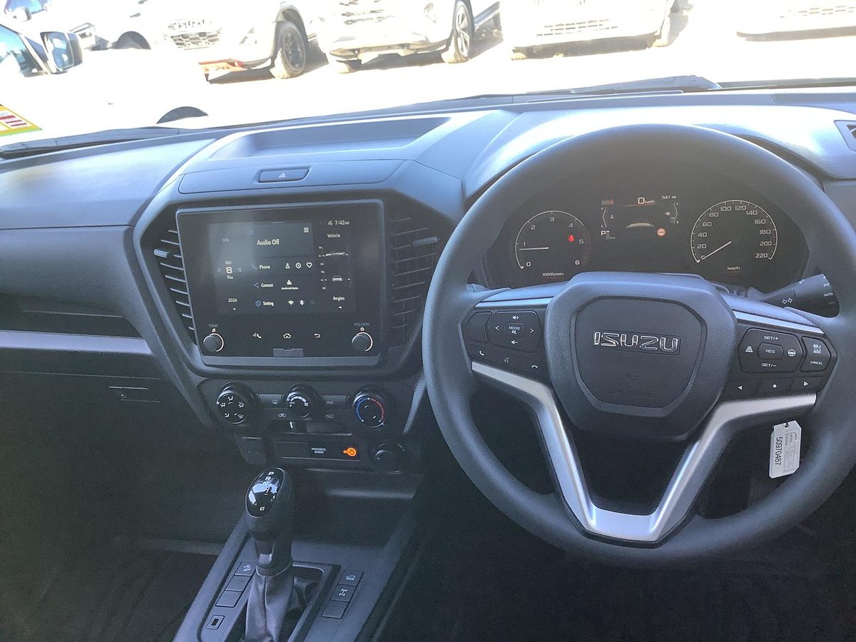 2026 Isuzu D-MAX SX MY25.5 4X4 Dual Range image 9