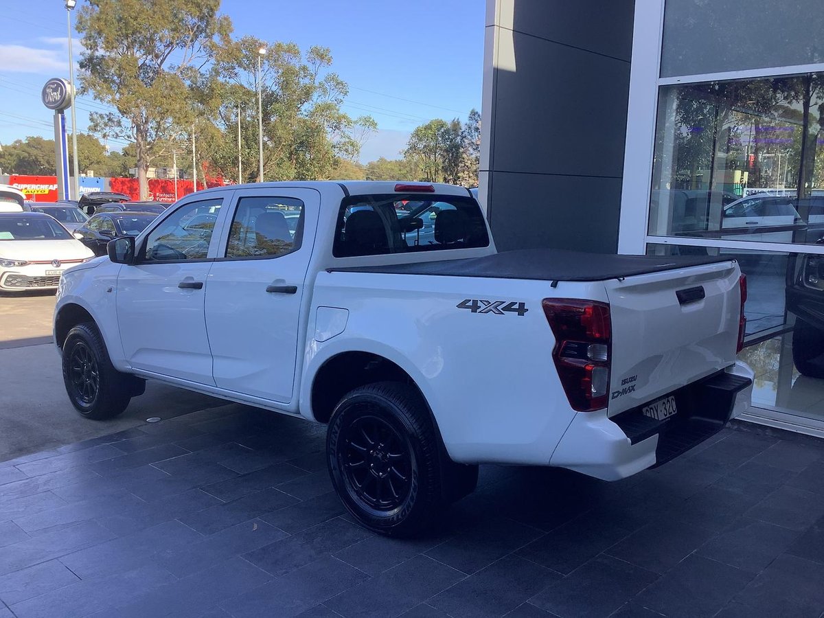 2026 Isuzu D-MAX SX MY25.5 4X4 Dual Range image 12