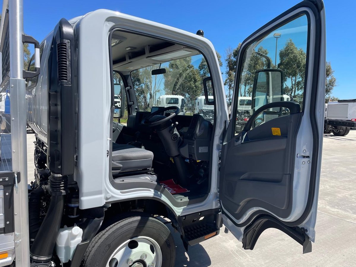 2026 Isuzu N Series NPR 45/65-175 DT D34 Tradepack image 17