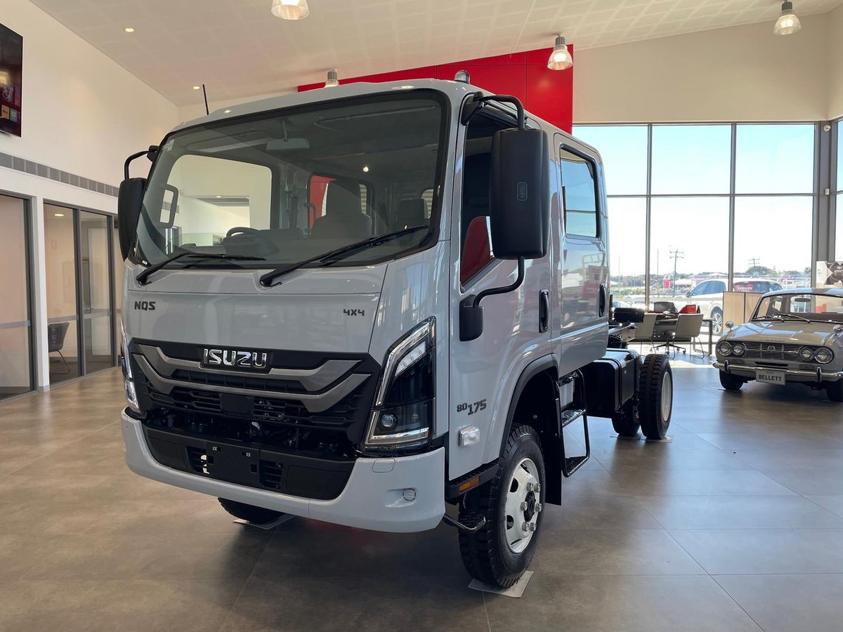 2026 Isuzu N Series image 3