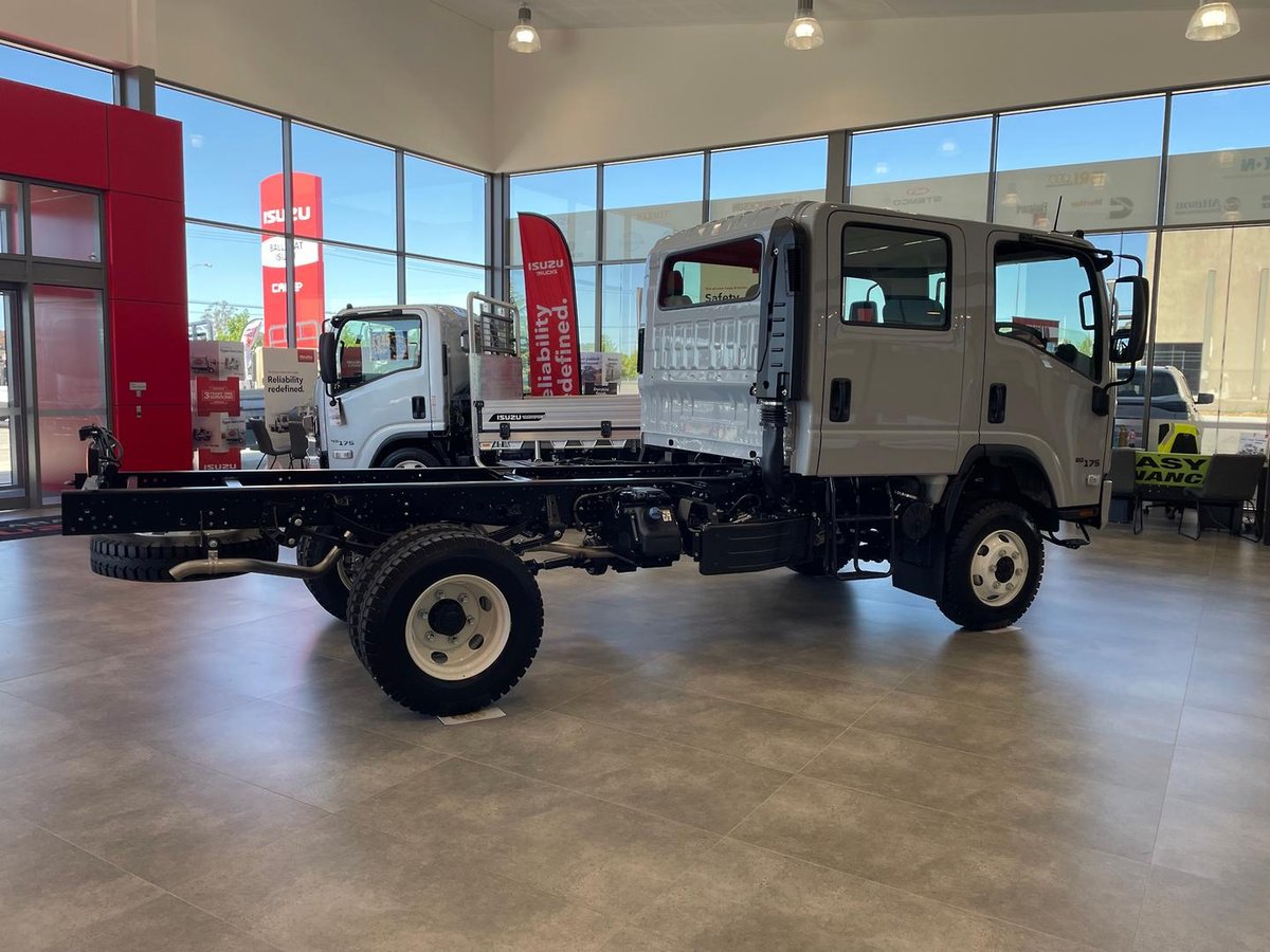 2026 Isuzu N Series image 5