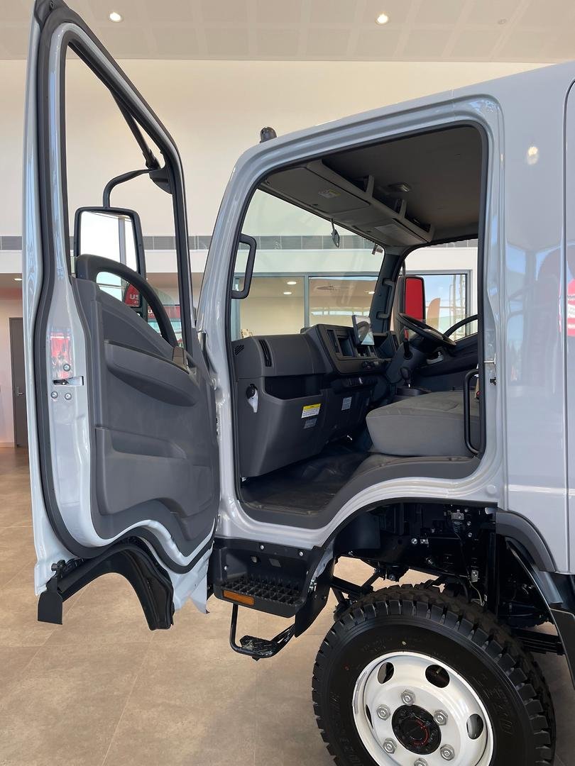2026 Isuzu N Series image 19