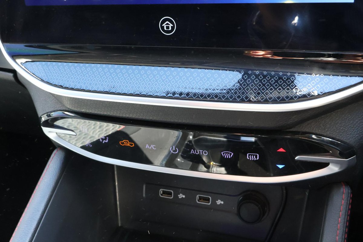 2023 LDV T60 Max PRO SK8C MY23 4X4 Dual Range image 17