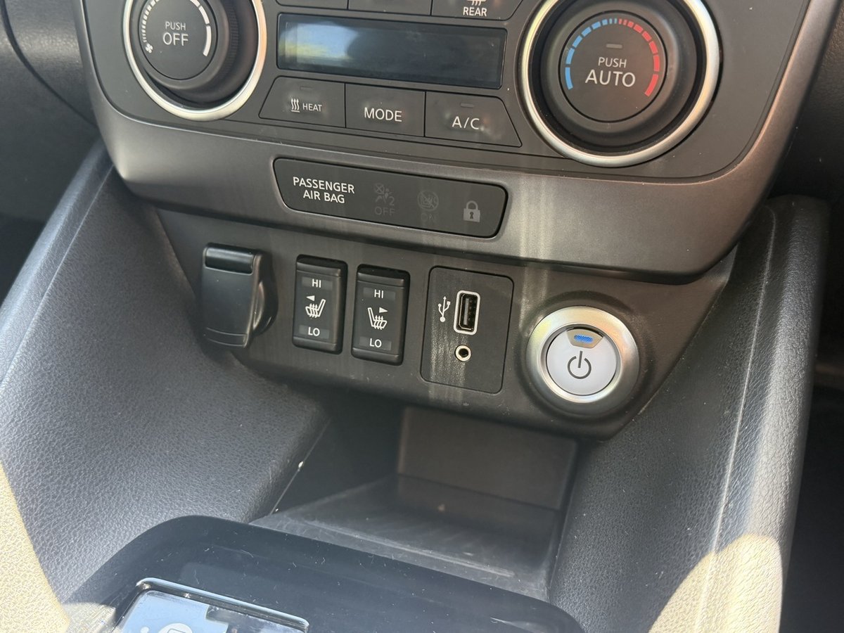 2019 Nissan LEAF ZE1 image 16