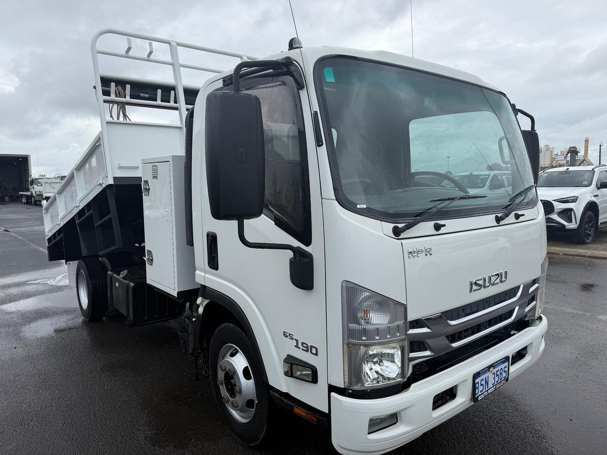 2016 Isuzu N Series NPR 65/45-190 image 8